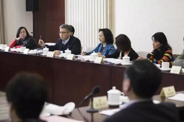 棄核、棄風、棄水、棄光——能源結構調整這事兒委員們有點急