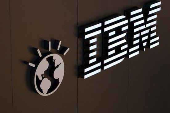 在云計算與大型機銷售的帶動下，IBM實現六年來的首次營收增長