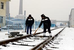 牡二電廠：抗擊冰雪保電供熱