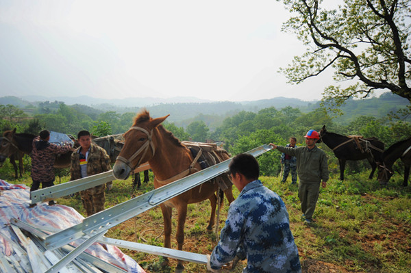 孝感供電借助“馬幫”建設風電上網輸電線路工程