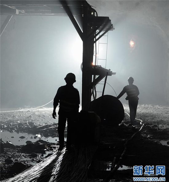 建設中的老撾南公1水電站(組圖)
