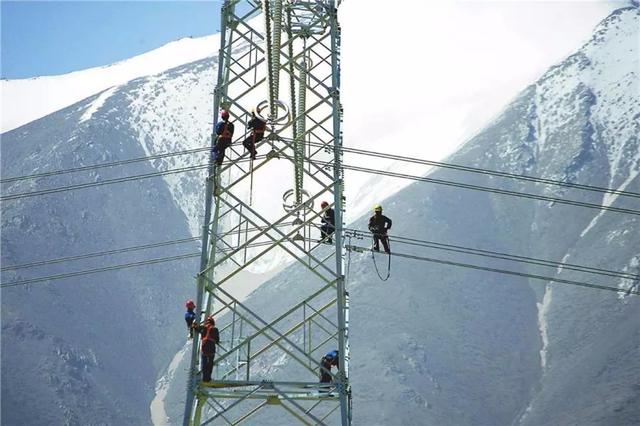 極限挑戰！這條“電力天路”正式投入運營