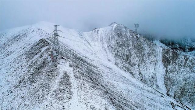 極限挑戰！這條“電力天路”正式投入運營